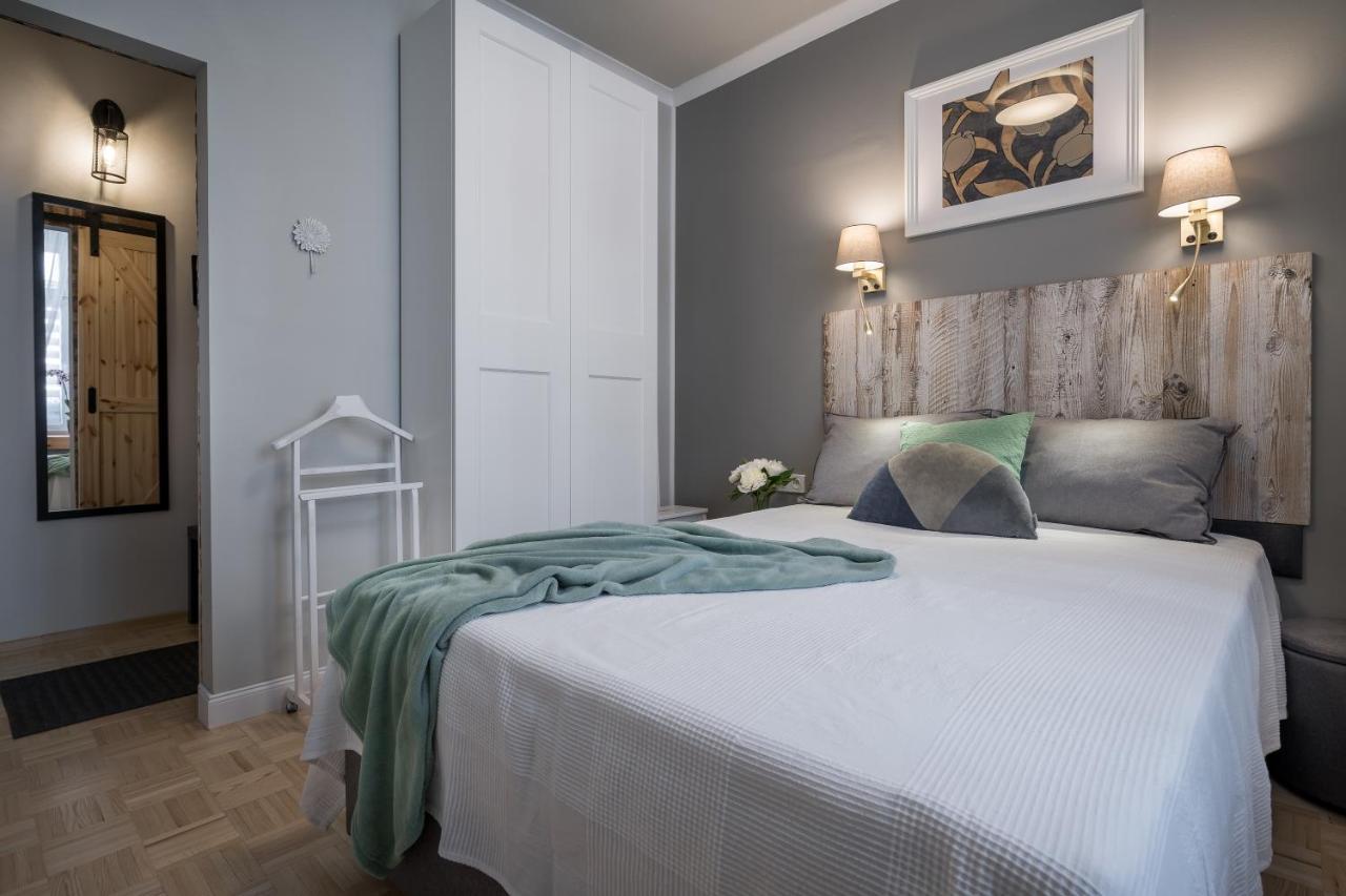 Apartament Stacja 11 Bulwar Ac Progres Torun Bagian luar foto