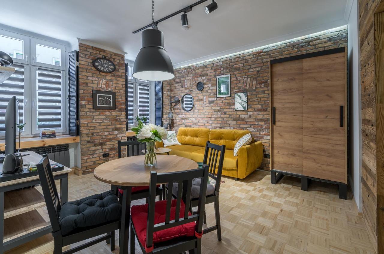Apartament Stacja 11 Bulwar Ac Progres Torun Bagian luar foto